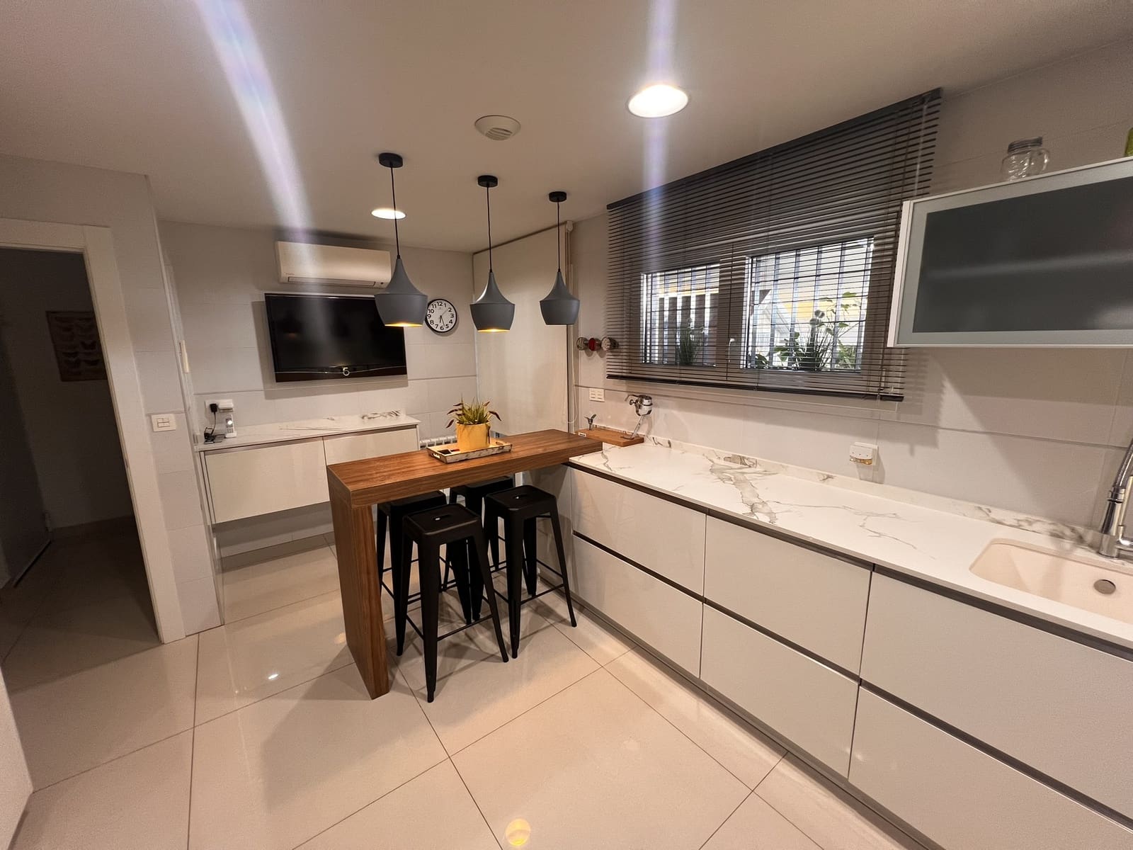 3 bedroom Terraced Villa for rent in Churriana de la Vega with garage - € 2,100 (Ref: 9944556)