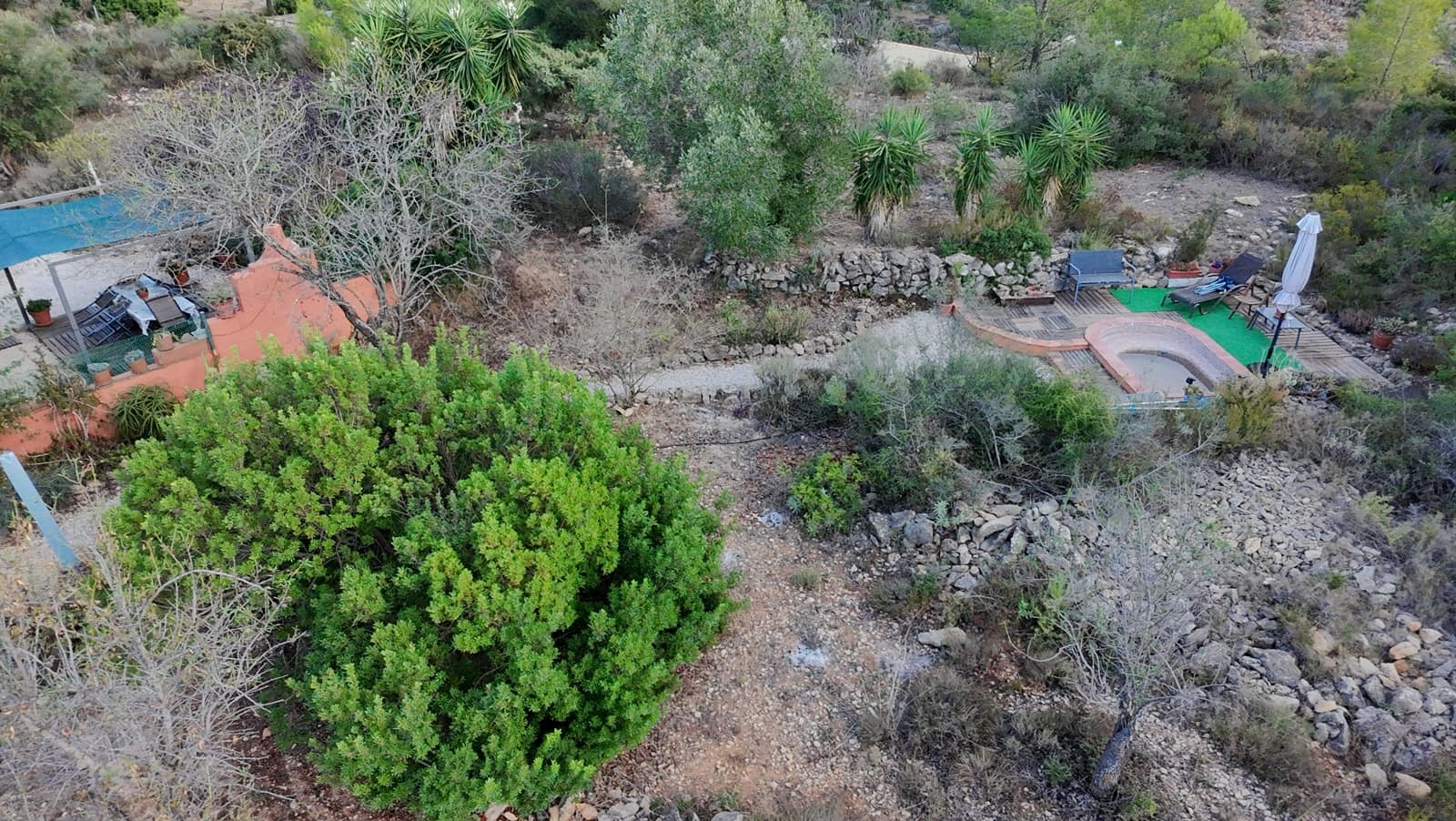 2 bedroom Finca/Country House for sale in Jalon / Xalo with pool garage - € 290,000 (Ref: 9946672)