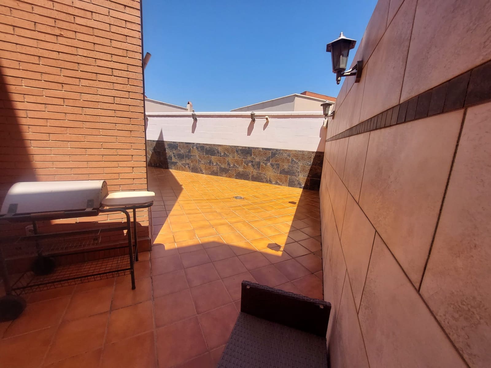 3 soveværelse Semi-Rækkehus til salg i Almeria by med garage - € 390.000 (Ref: 9955522)