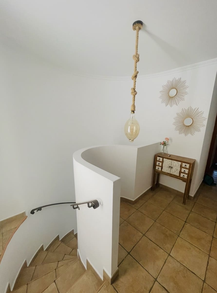 3 sypialnia Willa na sprzedaż w Callosa d'En Sarria z basenem garażem - 300 000 € (Ref: 9944913)