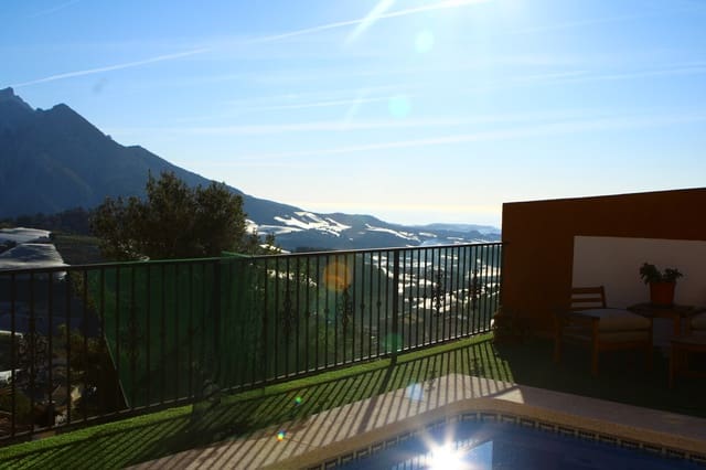 3 sypialnia Willa na sprzedaż w Callosa d'En Sarrià z basenem garażem - 300 000 € (Ref: 9944913)