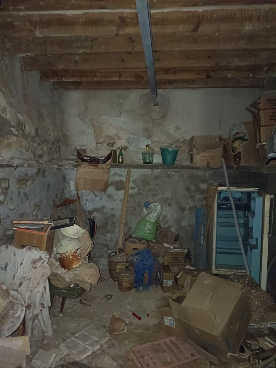 Pension zu verkaufen in Alicante / Alacant Stadt mit Garage - 165.000 € (Ref: 10024695)