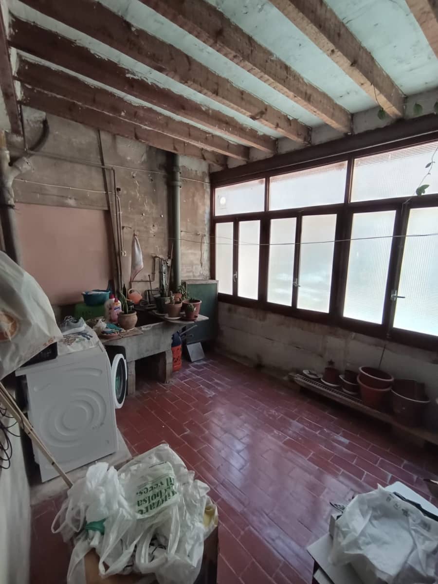 Pension zu verkaufen in Alicante / Alacant Stadt mit Garage - 165.000 € (Ref: 10024695)