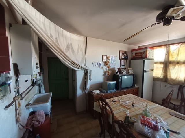 Guesthouse/B & B for sale in Cañada del Fenollar, Alicante / Alacant city with garage - € 165,000 (Ref: 10024695)