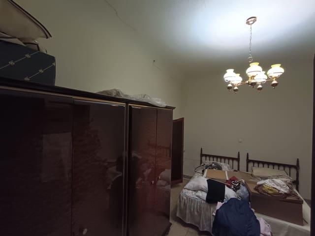 Guesthouse/B & B for sale in Cañada del Fenollar, Alicante / Alacant city with garage - € 165,000 (Ref: 10024695)