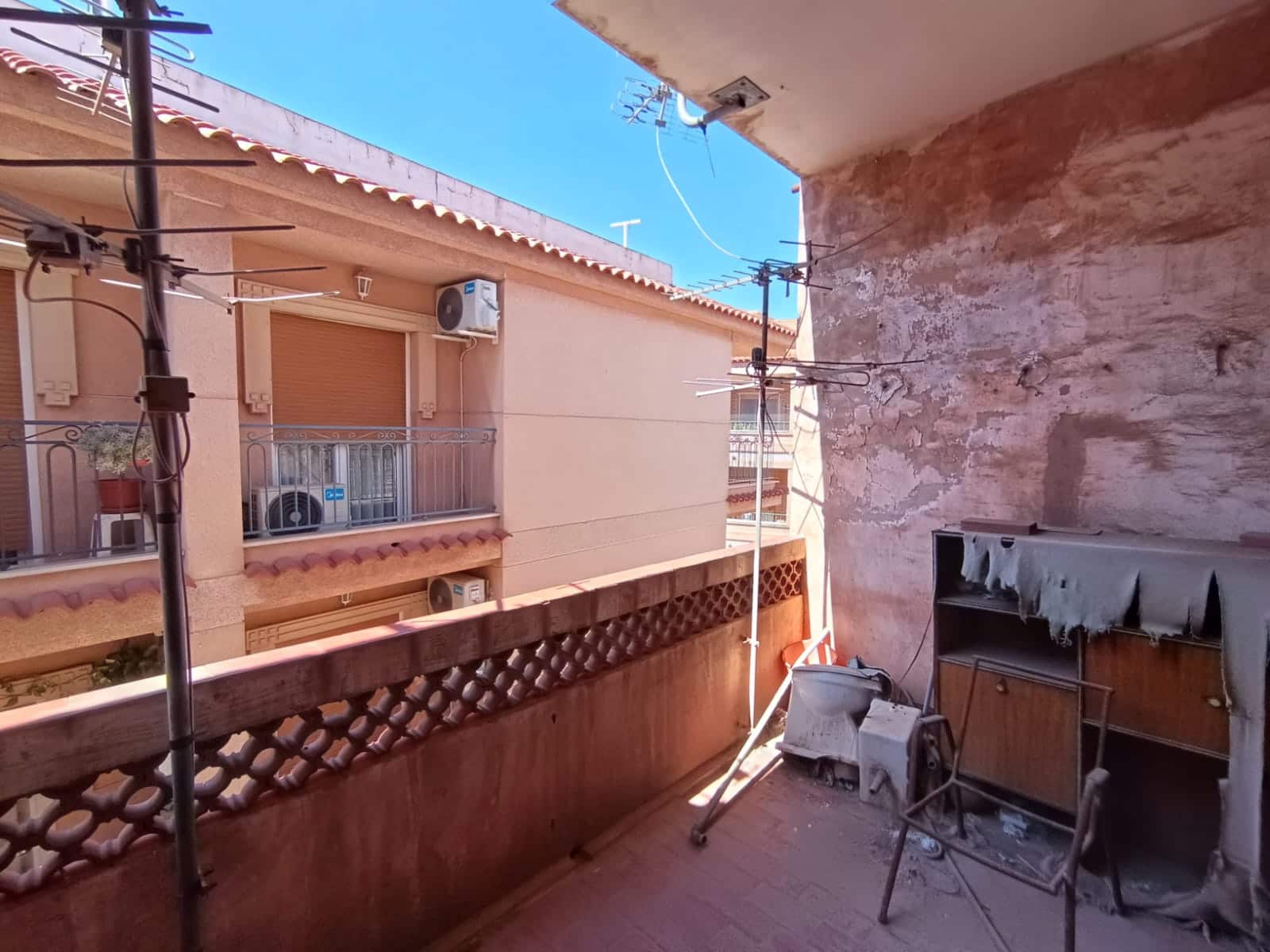 Pension zu verkaufen in Alicante / Alacant Stadt mit Garage - 165.000 € (Ref: 10024695)