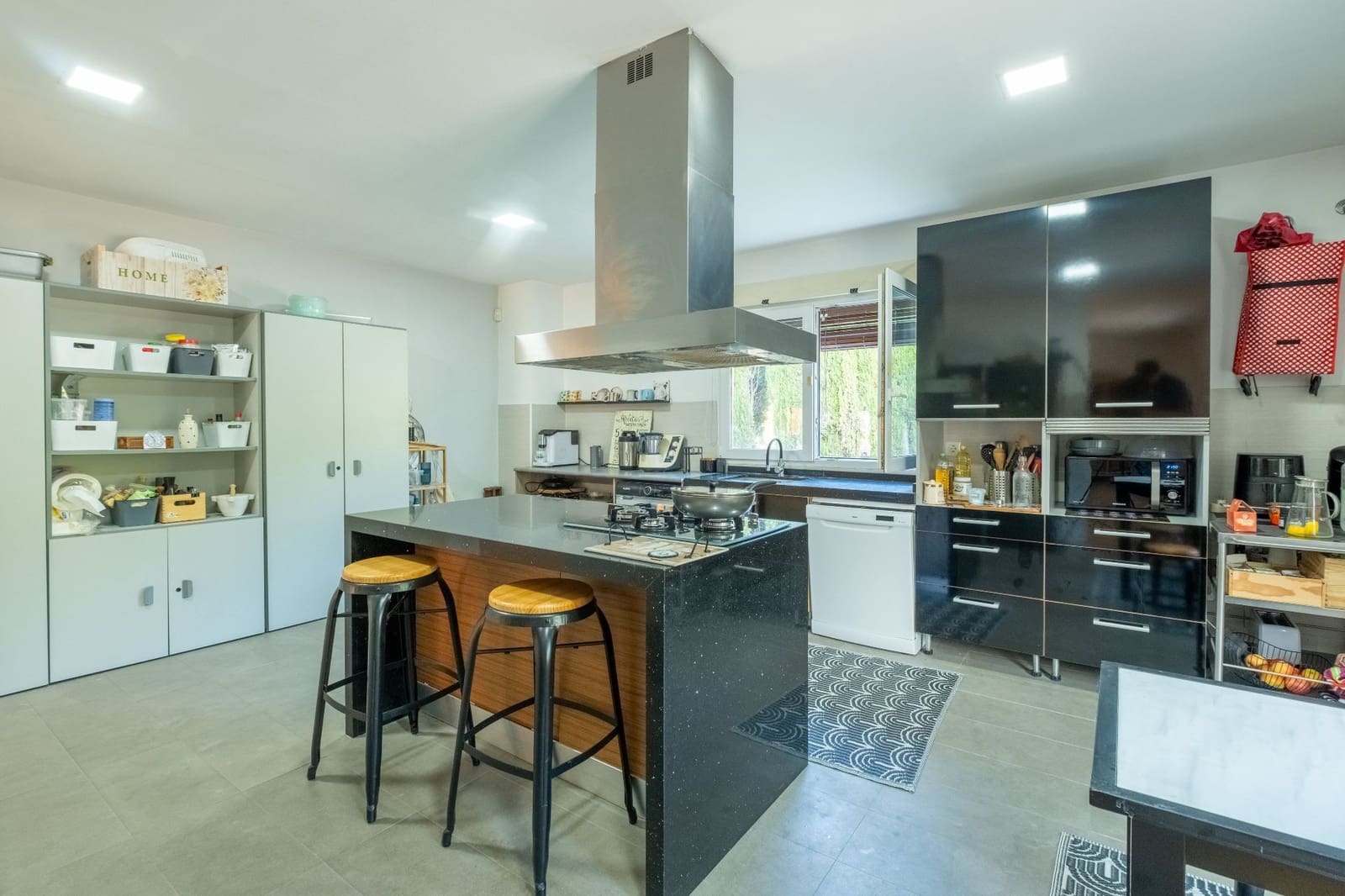 4 bedroom Villa for sale in Tibi with pool garage - € 620,000 (Ref: 10112106)
