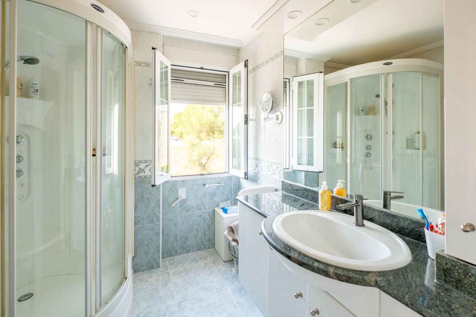 4 bedroom Villa for sale in Tibi with pool garage - € 620,000 (Ref: 10112106)