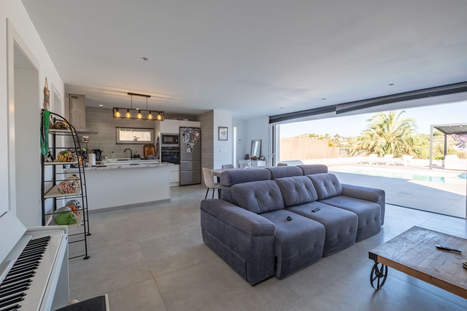 3 Zimmer Villa zu verkaufen in Aspe mit Pool Garage - 495.000 € (Ref: 10112107)