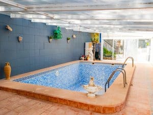 Chalet de 8 habitaciones en Jijona / Xixona en venta con piscina garaje - 710.000 € (Ref: 9964300)