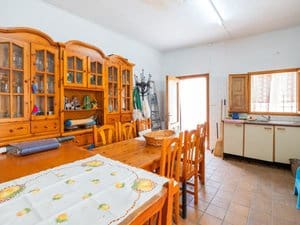 Chalet de 8 habitaciones en Jijona / Xixona en venta con piscina garaje - 710.000 € (Ref: 9964300)