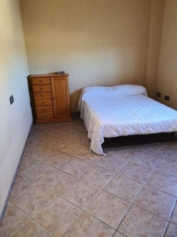 5 soverom Villa til salgs i Alicante by med svømmebasseng garasje - € 520 000 (Ref: 9964376)