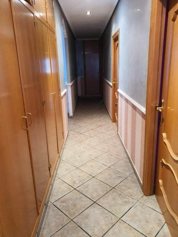 5 soverom Villa til salgs i Alicante by med svømmebasseng garasje - € 520 000 (Ref: 9964376)