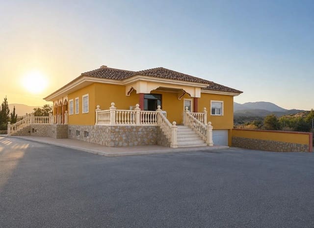 5 soverom Villa til salgs i Fontcalent, Alicante by med svømmebasseng garasje - € 520 000 (Ref: 9964376)