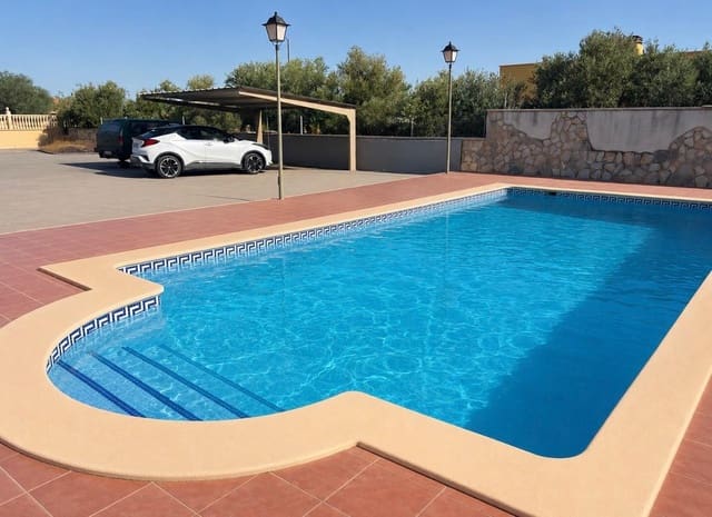 5 soverom Villa til salgs i Fontcalent, Alicante by med svømmebasseng garasje - € 520 000 (Ref: 9964376)