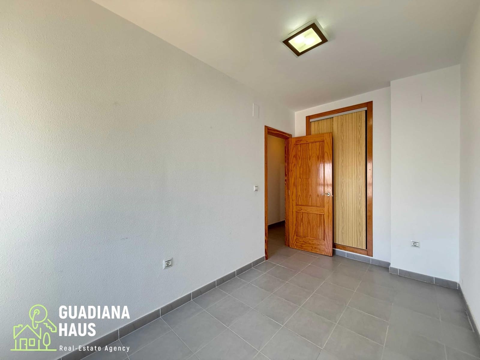 4 Zimmer Wohnung zu verkaufen in Ayamonte mit Pool Garage - 300.000 € (Ref: 10078538)