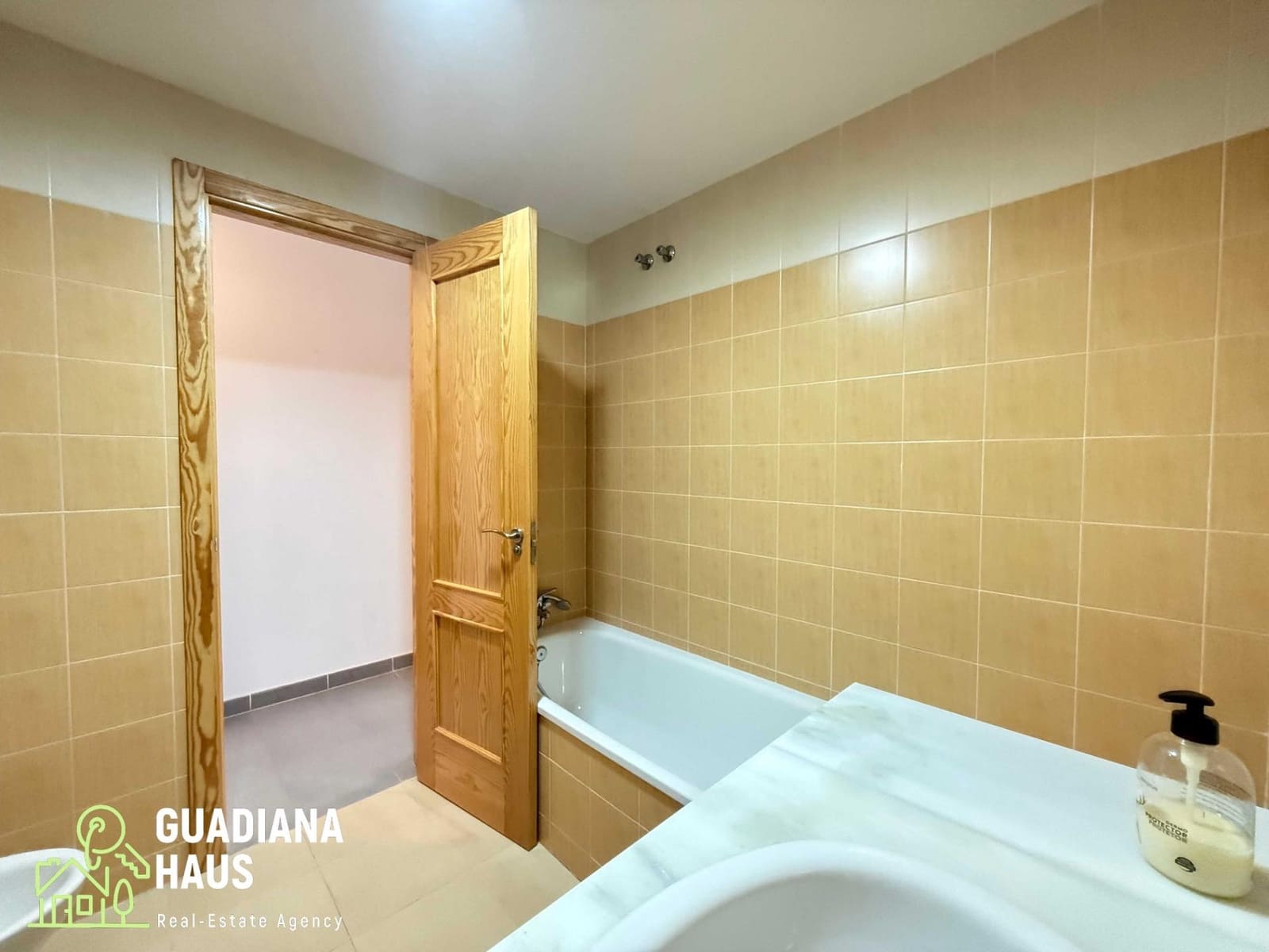 4 Zimmer Wohnung zu verkaufen in Ayamonte mit Pool Garage - 300.000 € (Ref: 10078538)