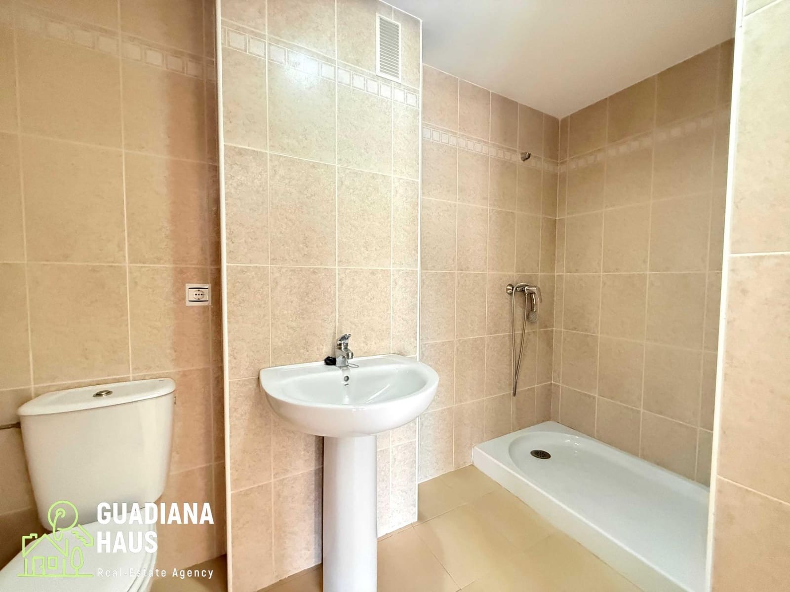 4 Zimmer Wohnung zu verkaufen in Ayamonte mit Pool Garage - 300.000 € (Ref: 10078538)
