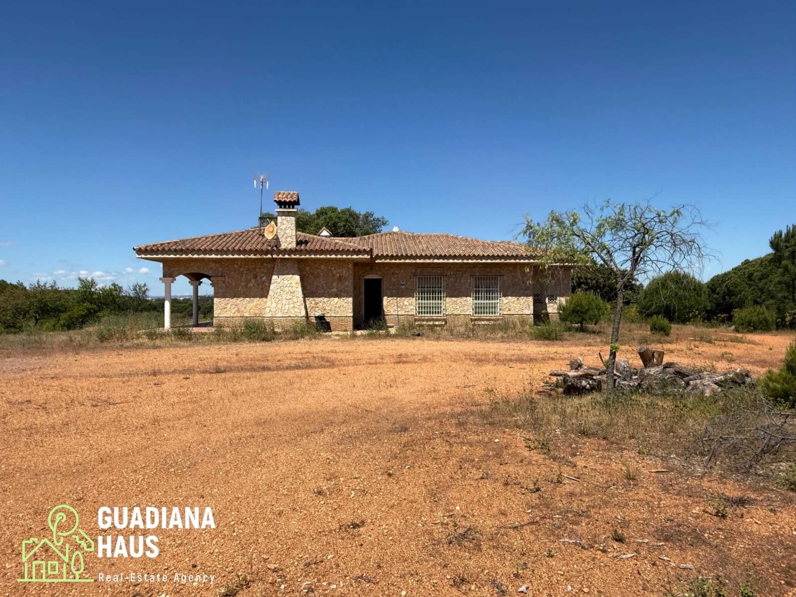 4 slaapkamer Finca/Landhuis te koop in Ayamonte - € 440.000 (Ref: 10078543)