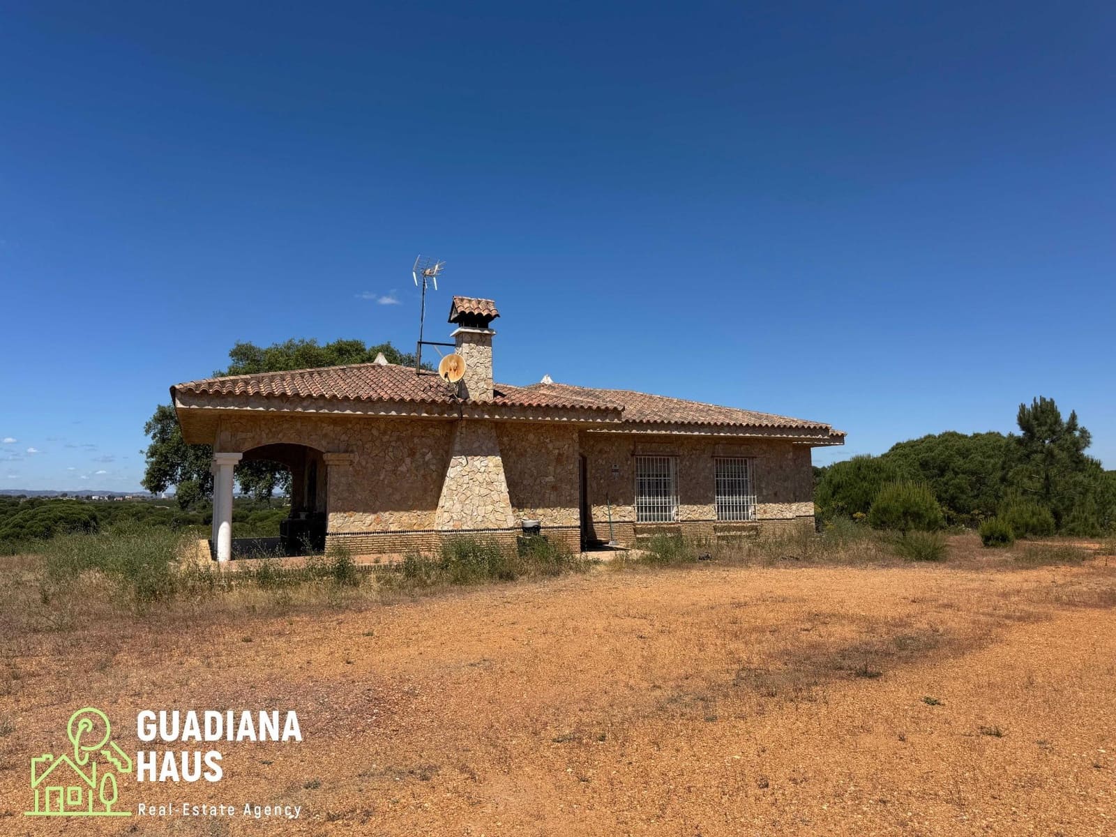 4 slaapkamer Finca/Landhuis te koop in Ayamonte - € 440.000 (Ref: 10078543)