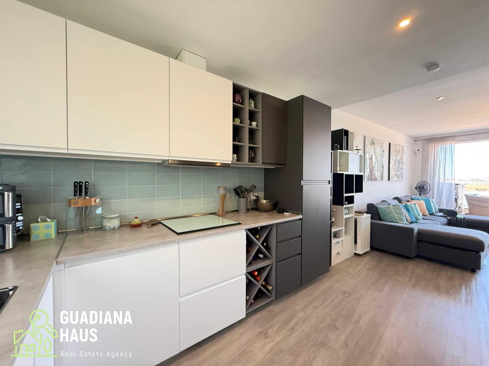 2 slaapkamer Rijtjeshuis te koop in Ayamonte met zwembad garage - € 325.000 (Ref: 10078544)