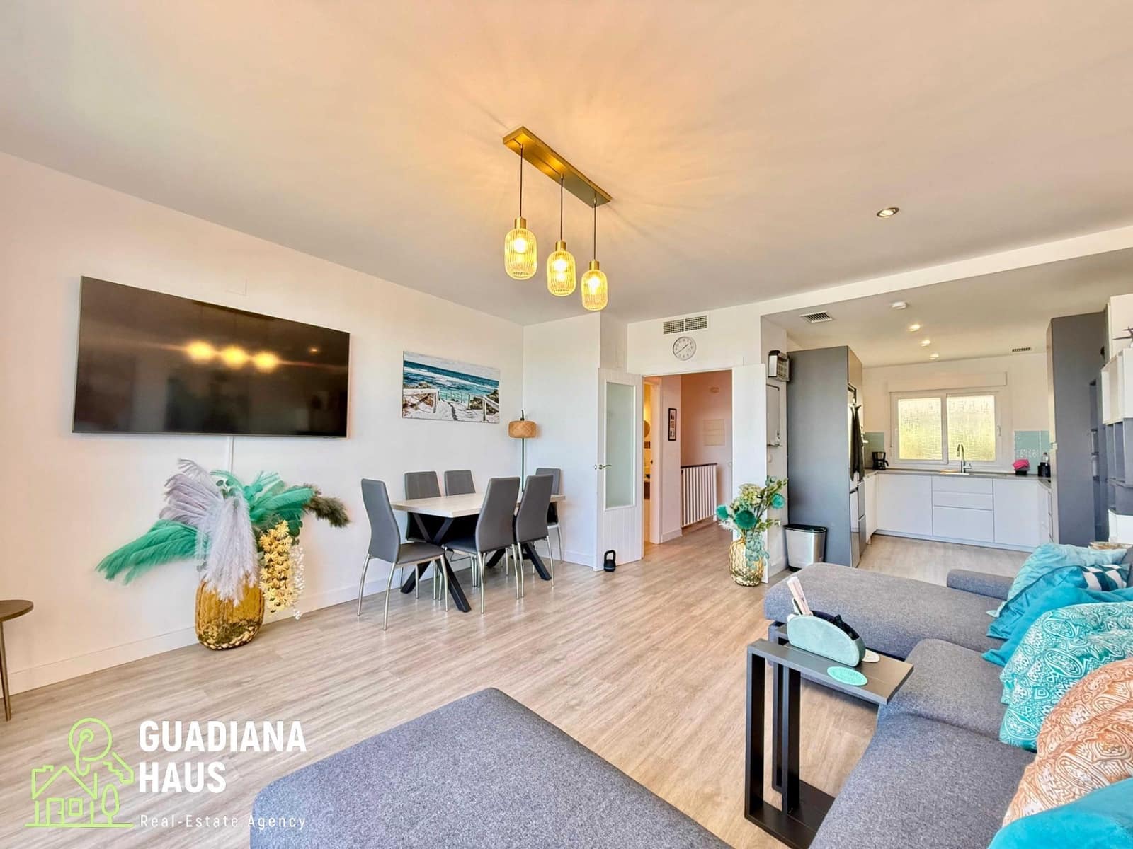 2 slaapkamer Rijtjeshuis te koop in Ayamonte met zwembad garage - € 325.000 (Ref: 10078544)