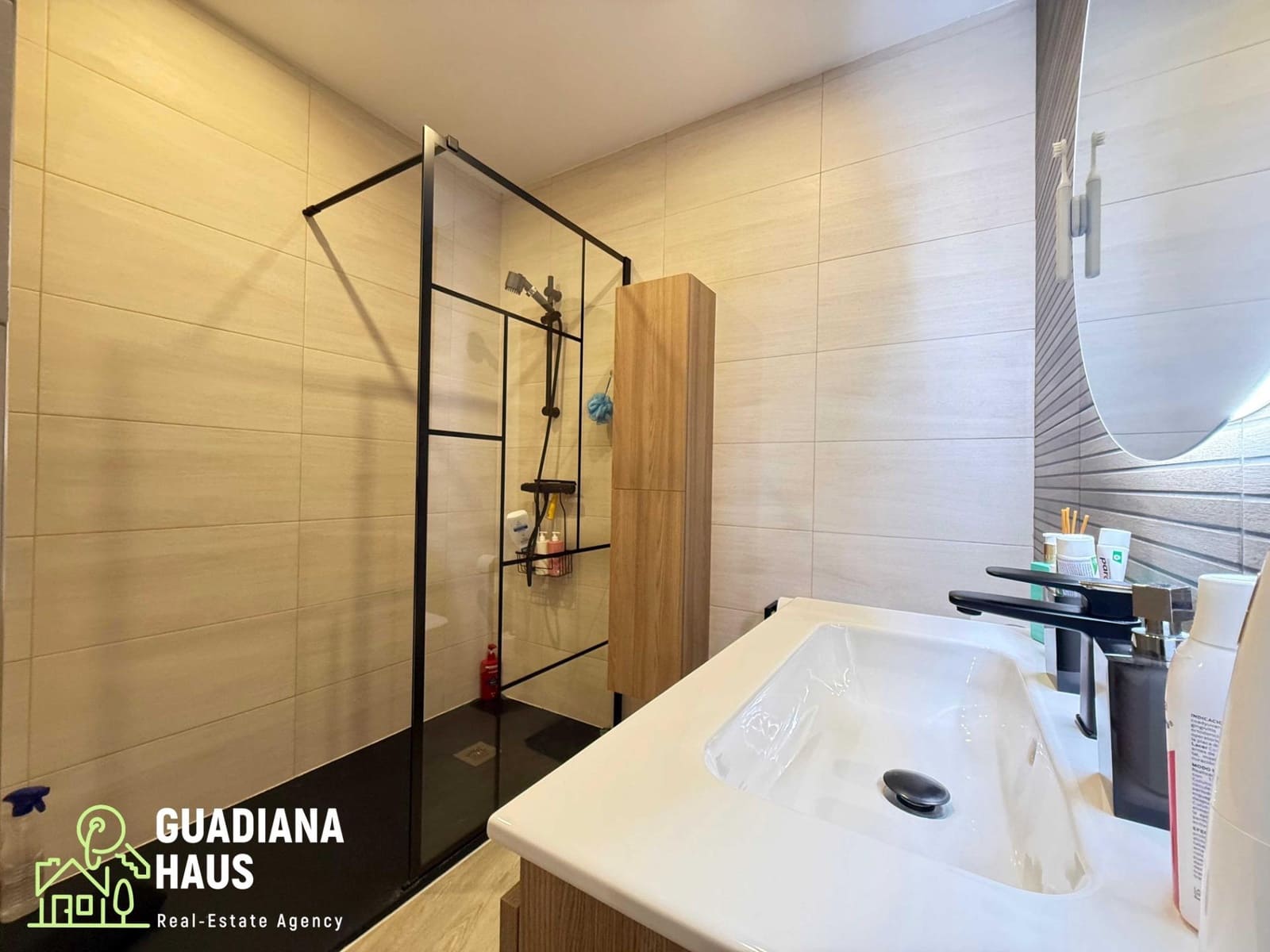 2 slaapkamer Rijtjeshuis te koop in Ayamonte met zwembad garage - € 325.000 (Ref: 10078544)