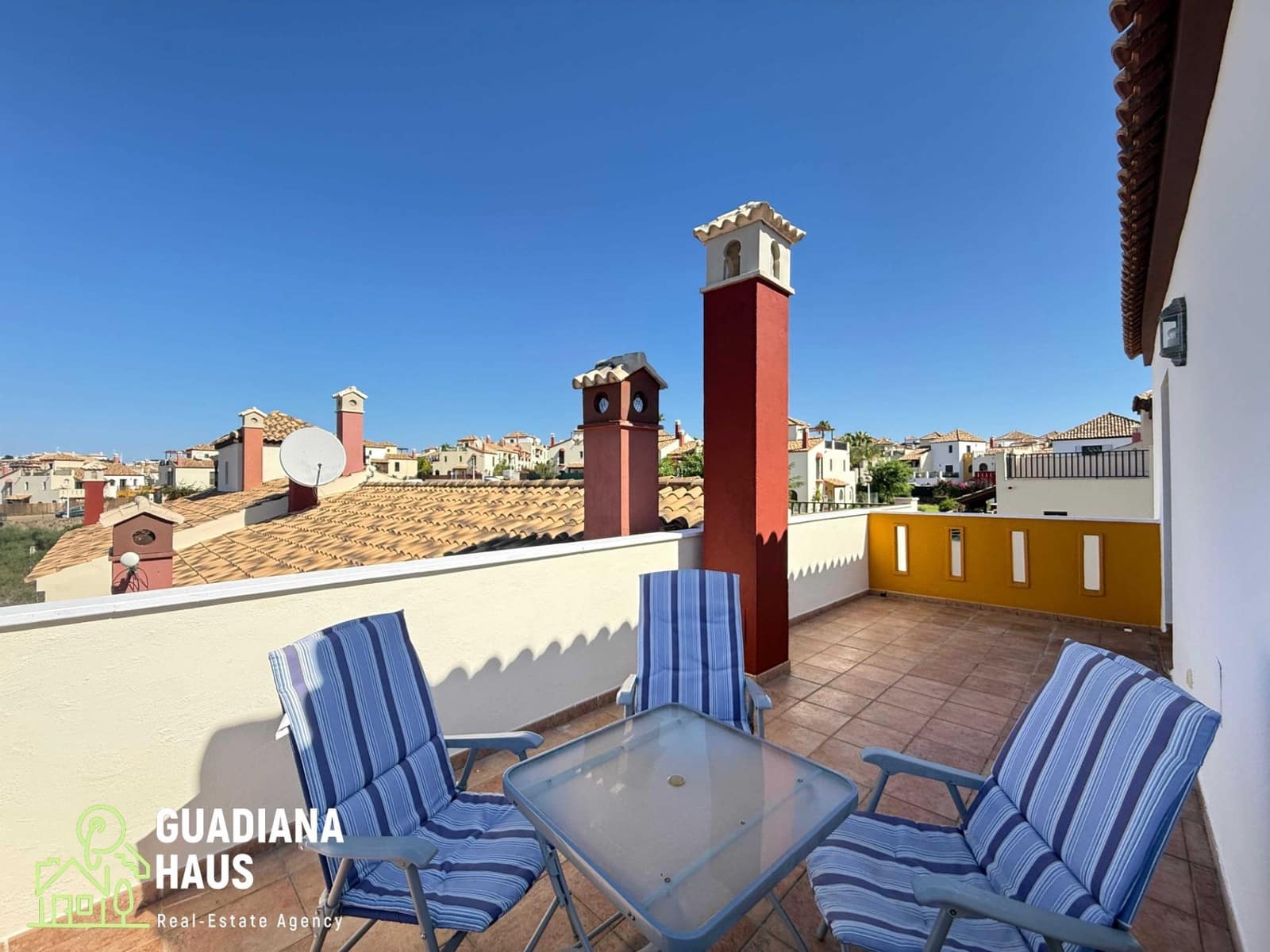 3 soverom Rekkehus til salgs i Ayamonte med svømmebasseng - € 249 000 (Ref: 10078545)