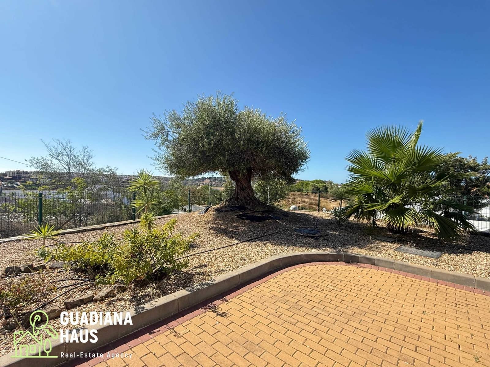 3 soverom Rekkehus til salgs i Ayamonte med svømmebasseng - € 249 000 (Ref: 10078545)