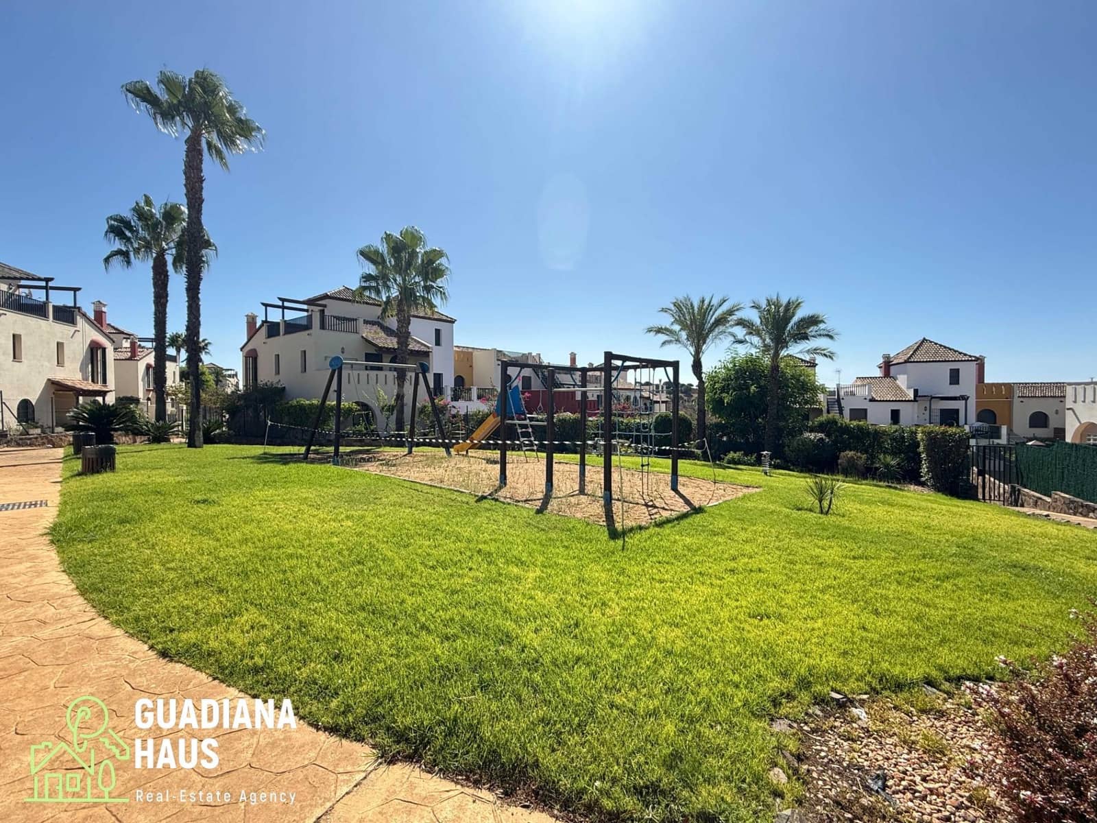 3 soverom Rekkehus til salgs i Ayamonte med svømmebasseng - € 249 000 (Ref: 10078545)