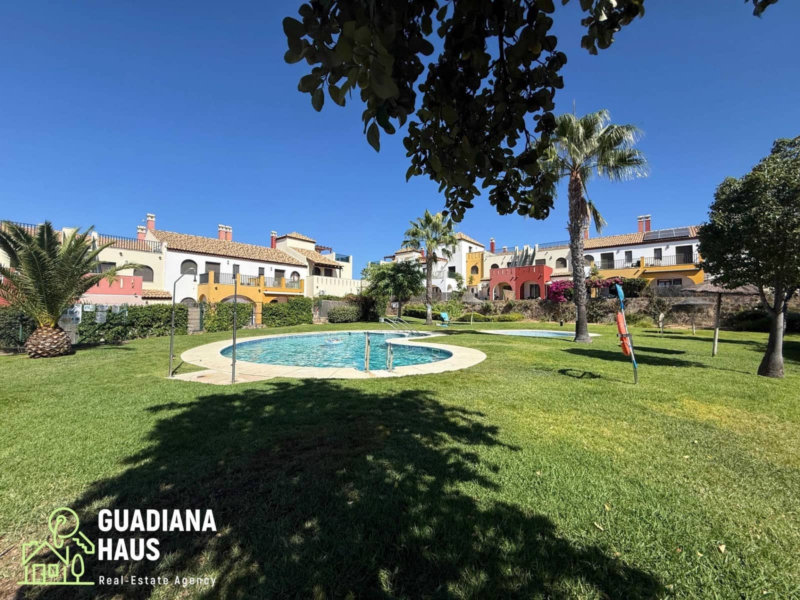 3 soverom Rekkehus til salgs i Ayamonte med svømmebasseng - € 249 000 (Ref: 10078545)