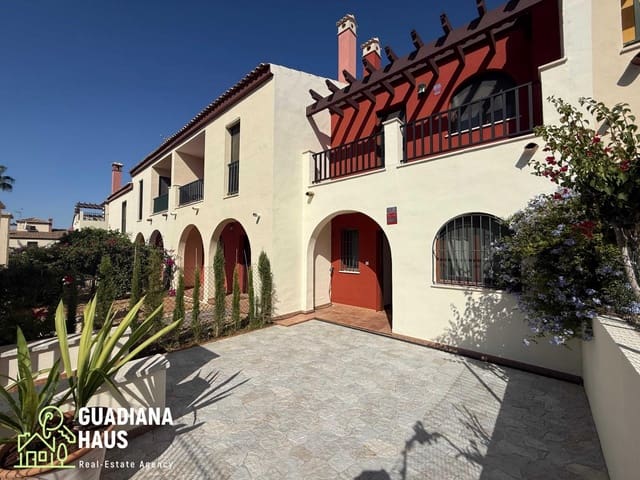 2 slaapkamer Rijtjeshuis te koop in Ayamonte met zwembad - € 219.000 (Ref: 10078547)