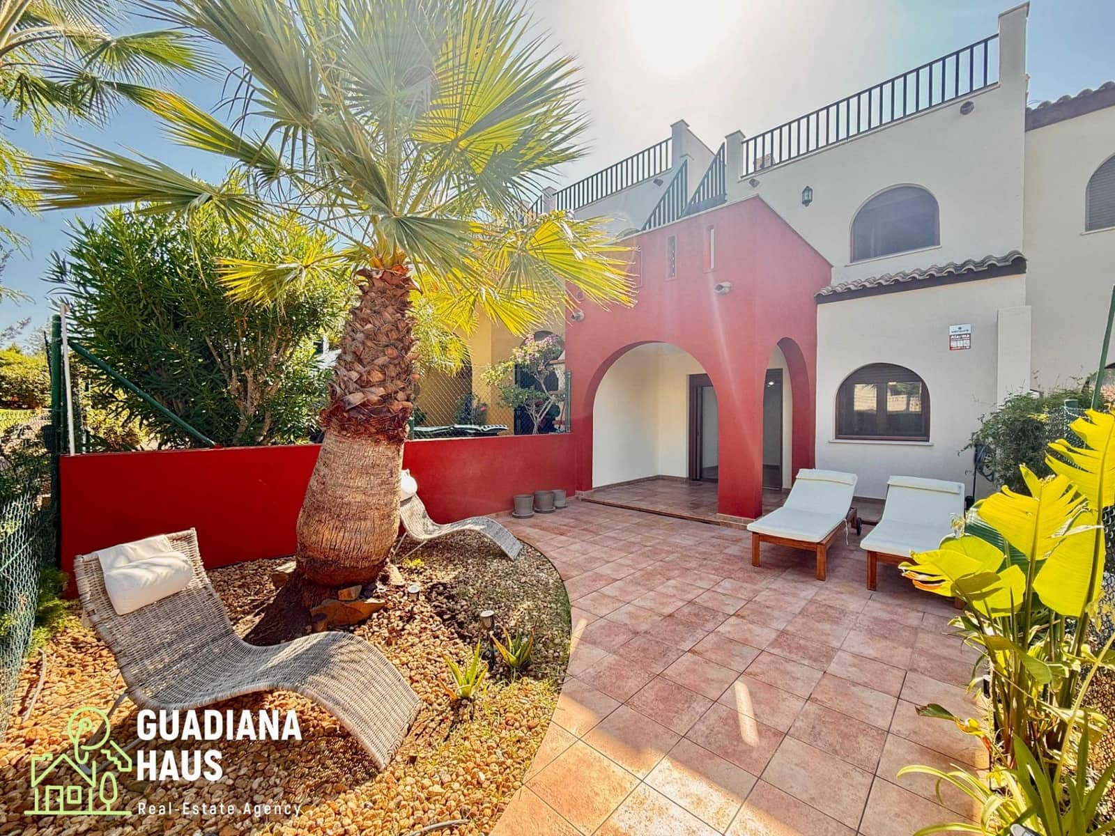 2 slaapkamer Rijtjeshuis te koop in Ayamonte met zwembad - € 219.000 (Ref: 10078547)