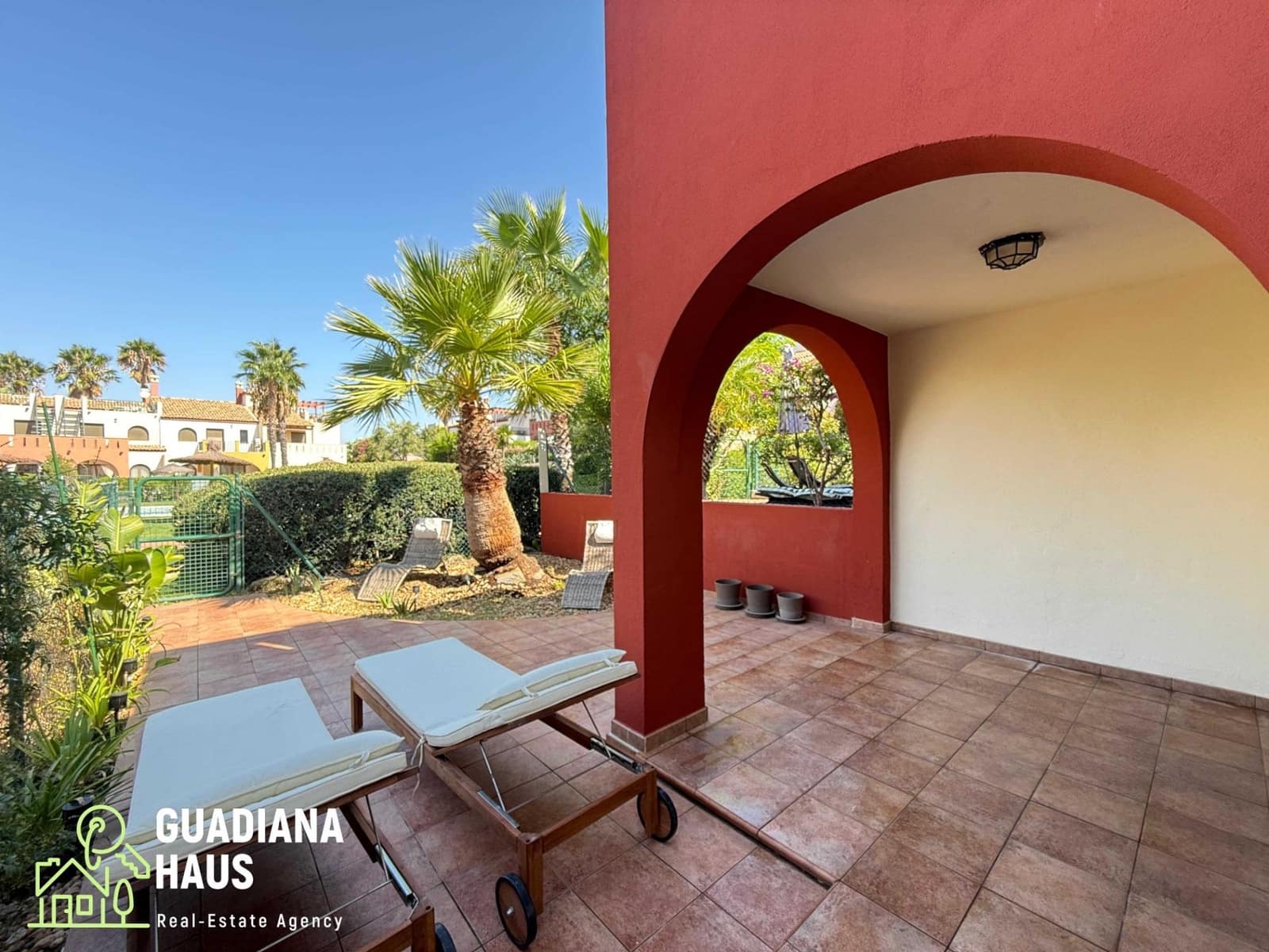 2 slaapkamer Rijtjeshuis te koop in Ayamonte met zwembad - € 219.000 (Ref: 10078547)