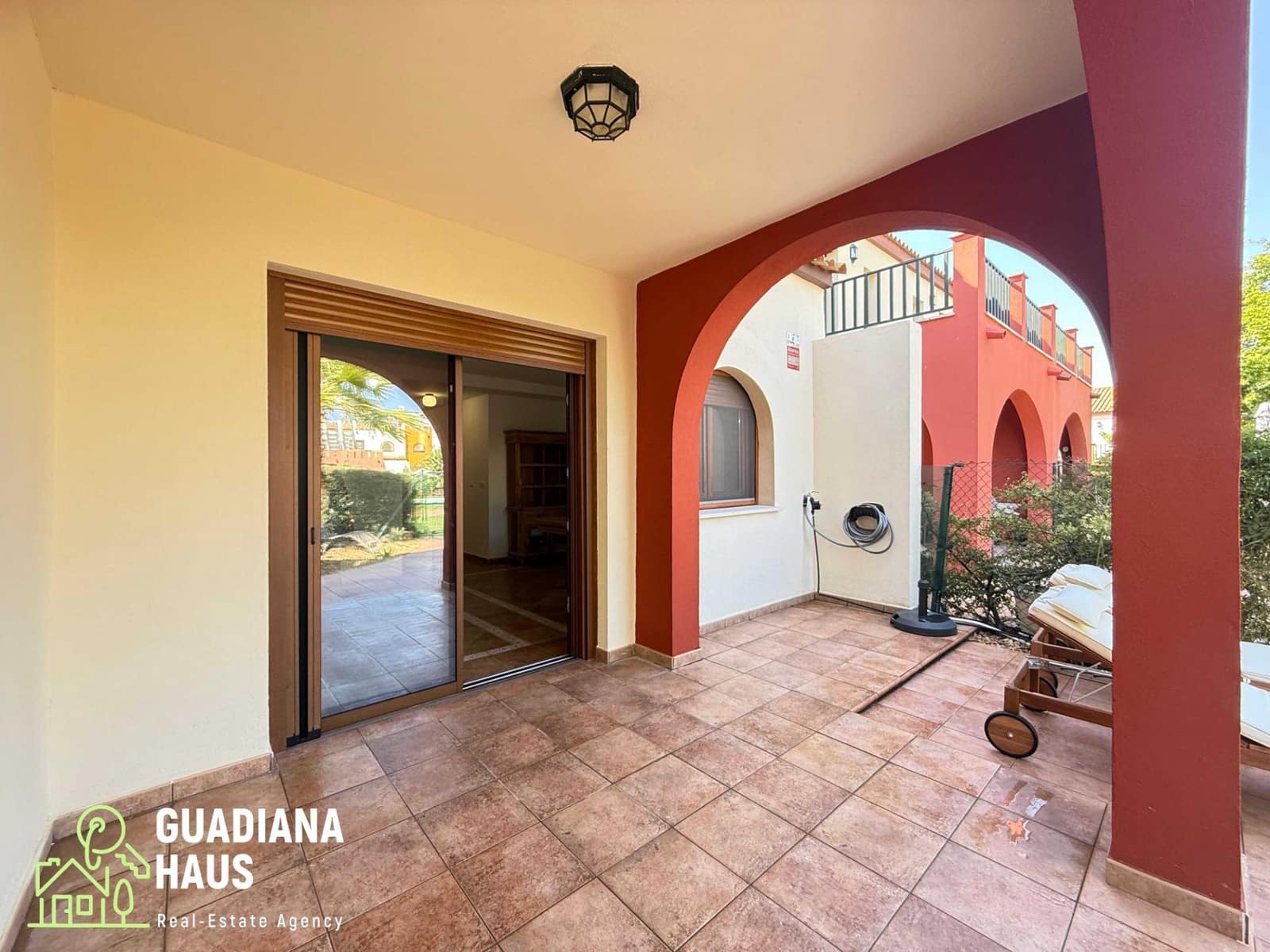 2 slaapkamer Rijtjeshuis te koop in Ayamonte met zwembad - € 219.000 (Ref: 10078547)