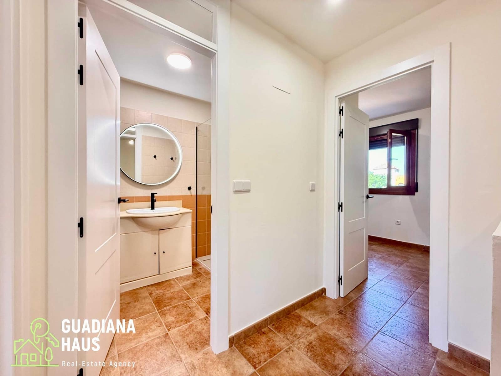 2 slaapkamer Rijtjeshuis te koop in Ayamonte met zwembad - € 219.000 (Ref: 10078547)