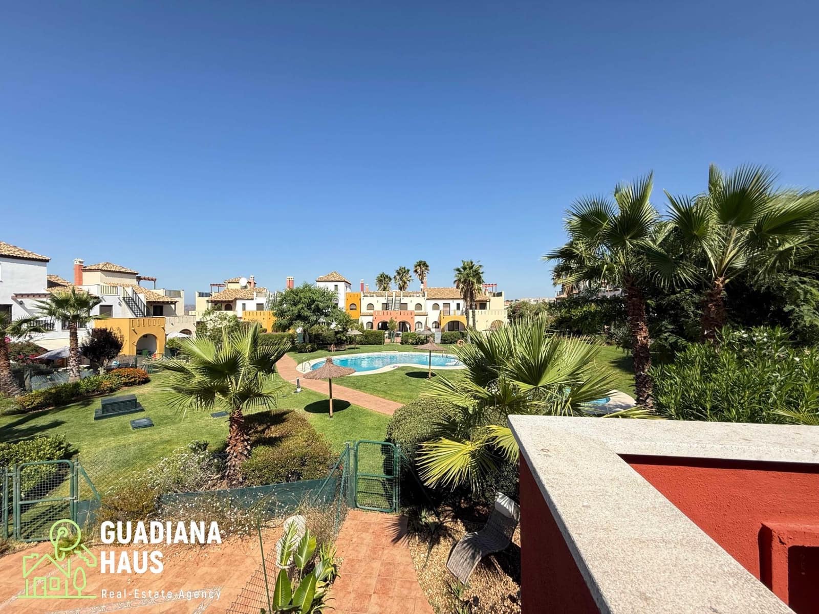 2 slaapkamer Rijtjeshuis te koop in Ayamonte met zwembad - € 219.000 (Ref: 10078547)