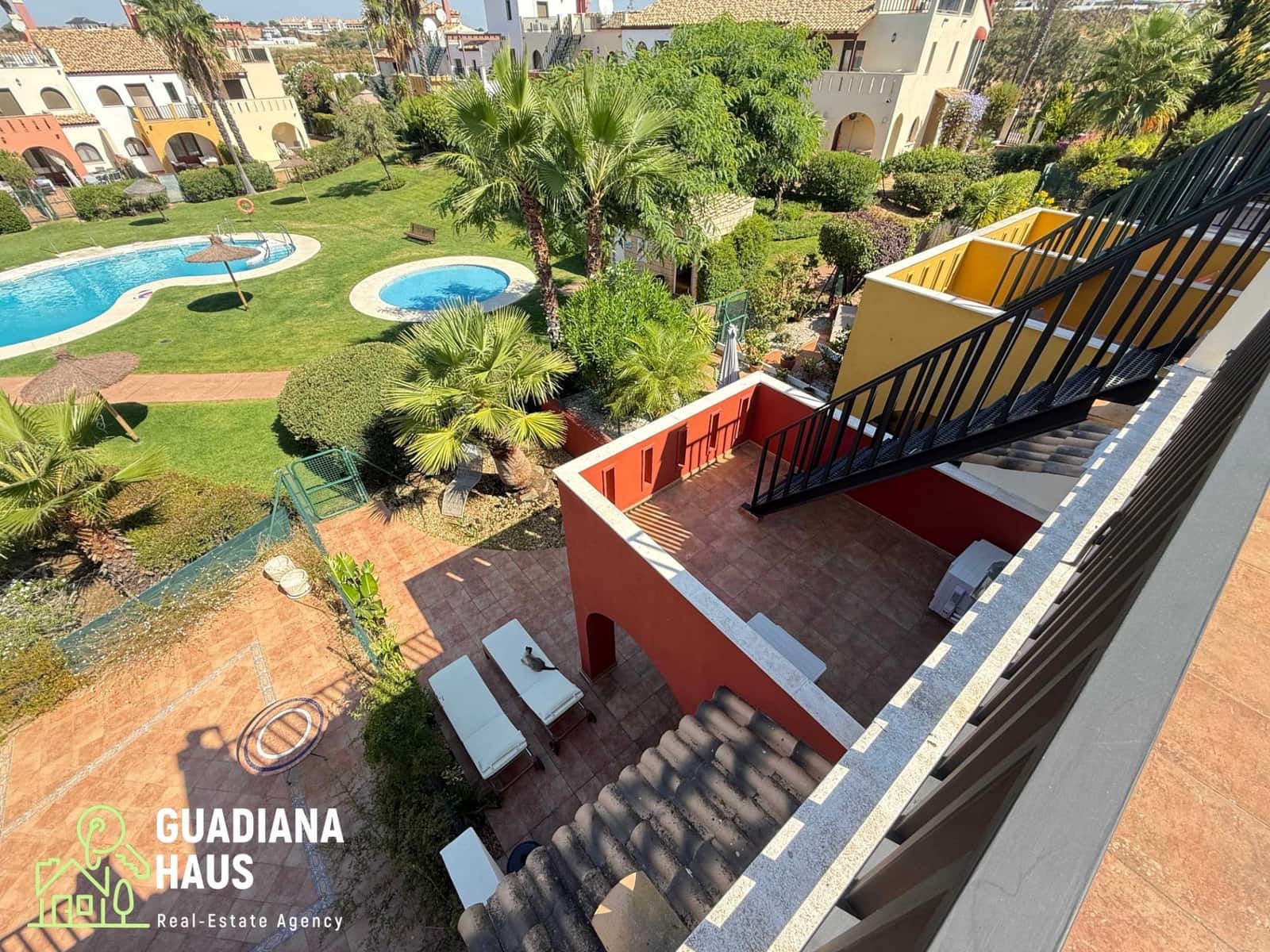 2 slaapkamer Rijtjeshuis te koop in Ayamonte met zwembad - € 219.000 (Ref: 10078547)