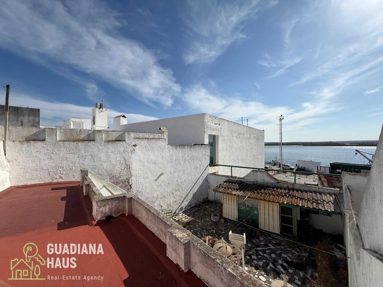 4 makuuhuone Rivitalo myytävänä paikassa Ayamonte mukana 
autotalli - 159 000 € (Ref: 10078548)