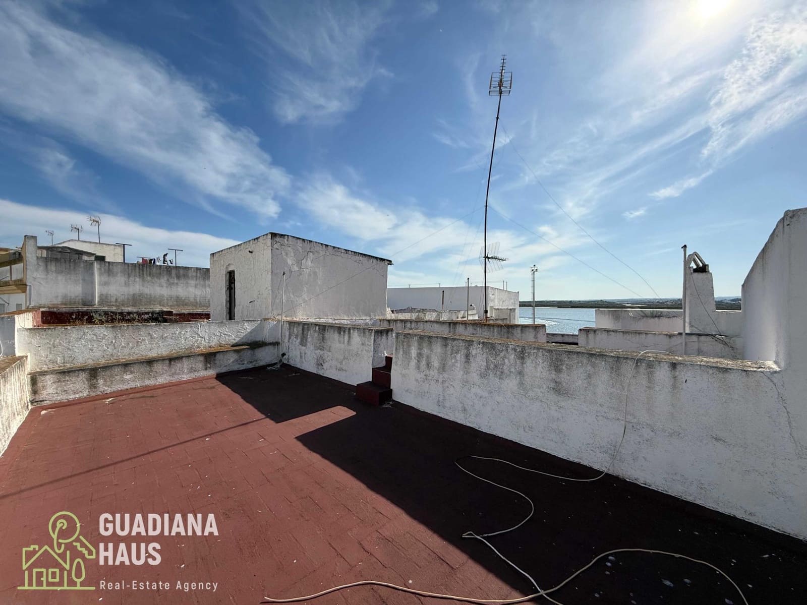 4 makuuhuone Rivitalo myytävänä paikassa Ayamonte mukana 
autotalli - 159 000 € (Ref: 10078548)