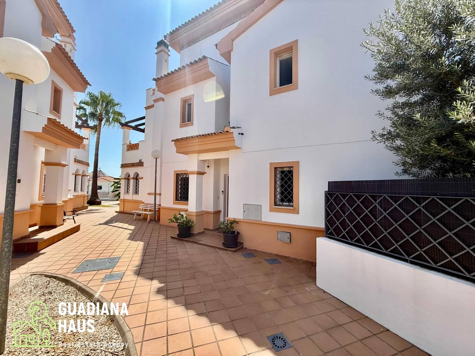 5 chambre Villa/Maison Semi-Mitoyenne à vendre à Ayamonte avec piscine garage - 359 000 € (Ref: 10078549)