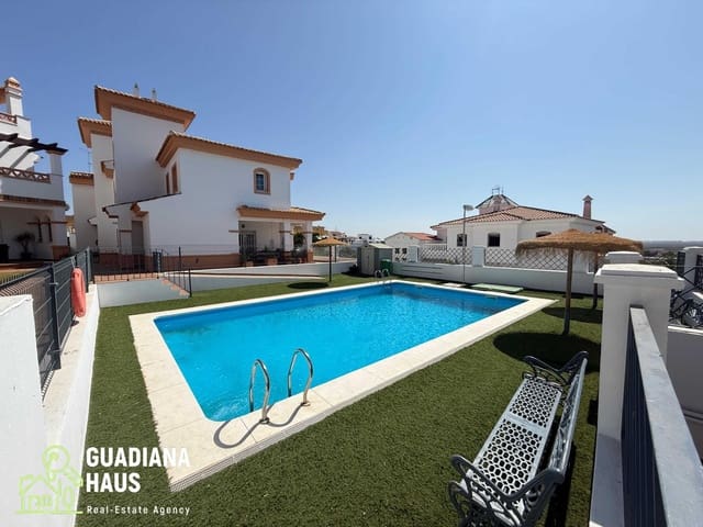 5 chambre Villa/Maison Semi-Mitoyenne à vendre à Ayamonte avec piscine garage - 359 000 € (Ref: 10078549)
