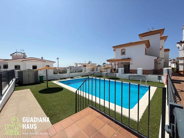 5 chambre Villa/Maison Semi-Mitoyenne à vendre à Ayamonte avec piscine garage - 359 000 € (Ref: 10078549)