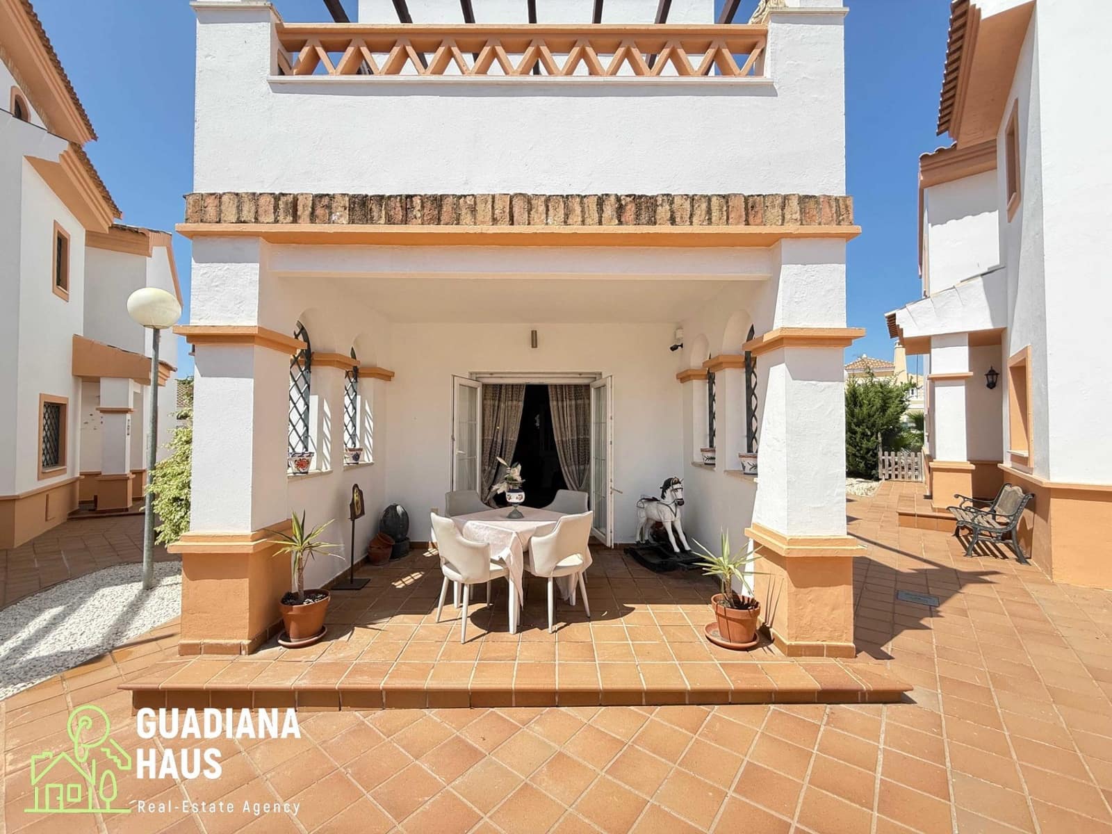 5 chambre Villa/Maison Semi-Mitoyenne à vendre à Ayamonte avec piscine garage - 359 000 € (Ref: 10078549)