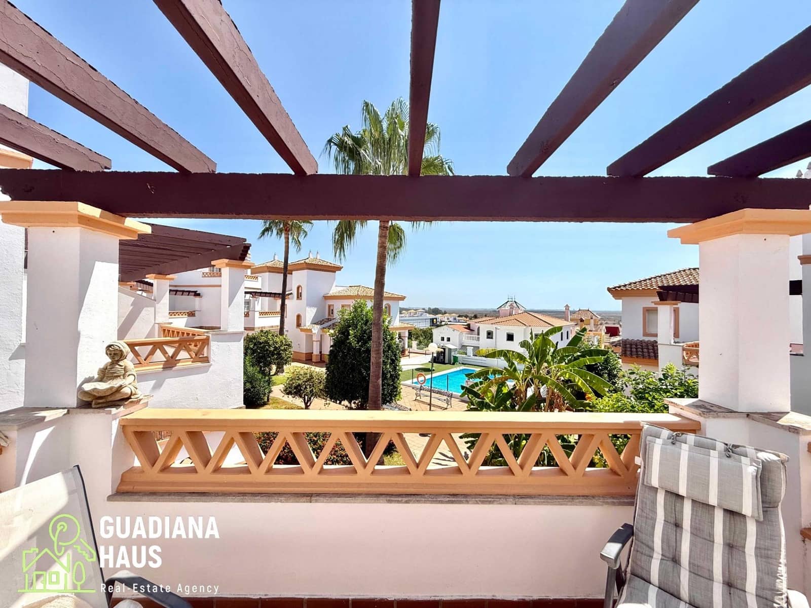 5 chambre Villa/Maison Semi-Mitoyenne à vendre à Ayamonte avec piscine garage - 359 000 € (Ref: 10078549)