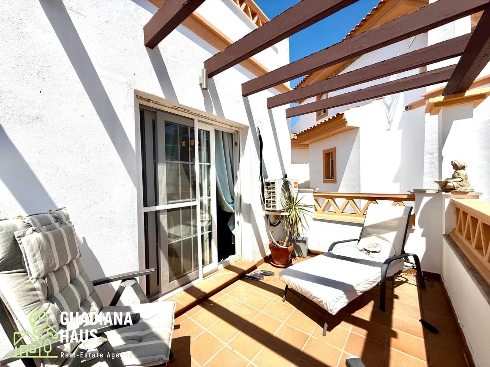 5 chambre Villa/Maison Semi-Mitoyenne à vendre à Ayamonte avec piscine garage - 359 000 € (Ref: 10078549)