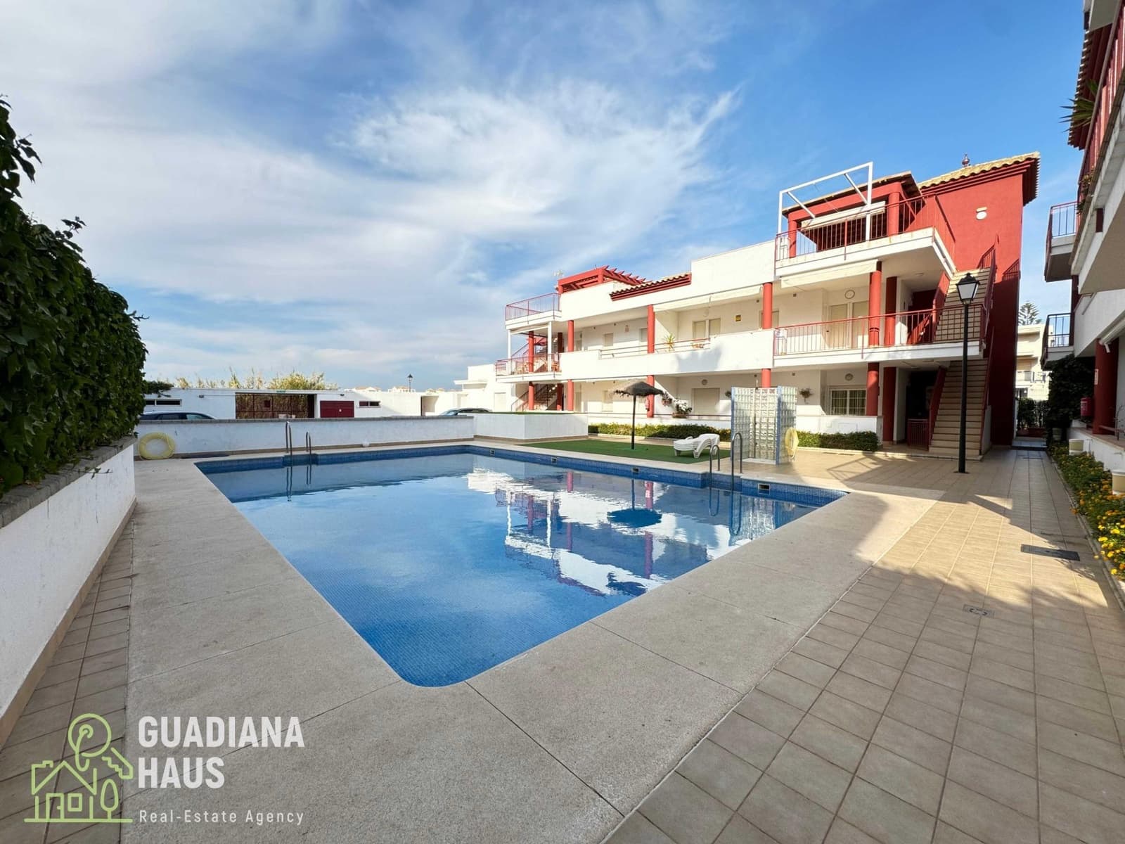 5 sypialnia Apartament na sprzedaż w Isla Canela - 297 000 € (Ref: 10078550)