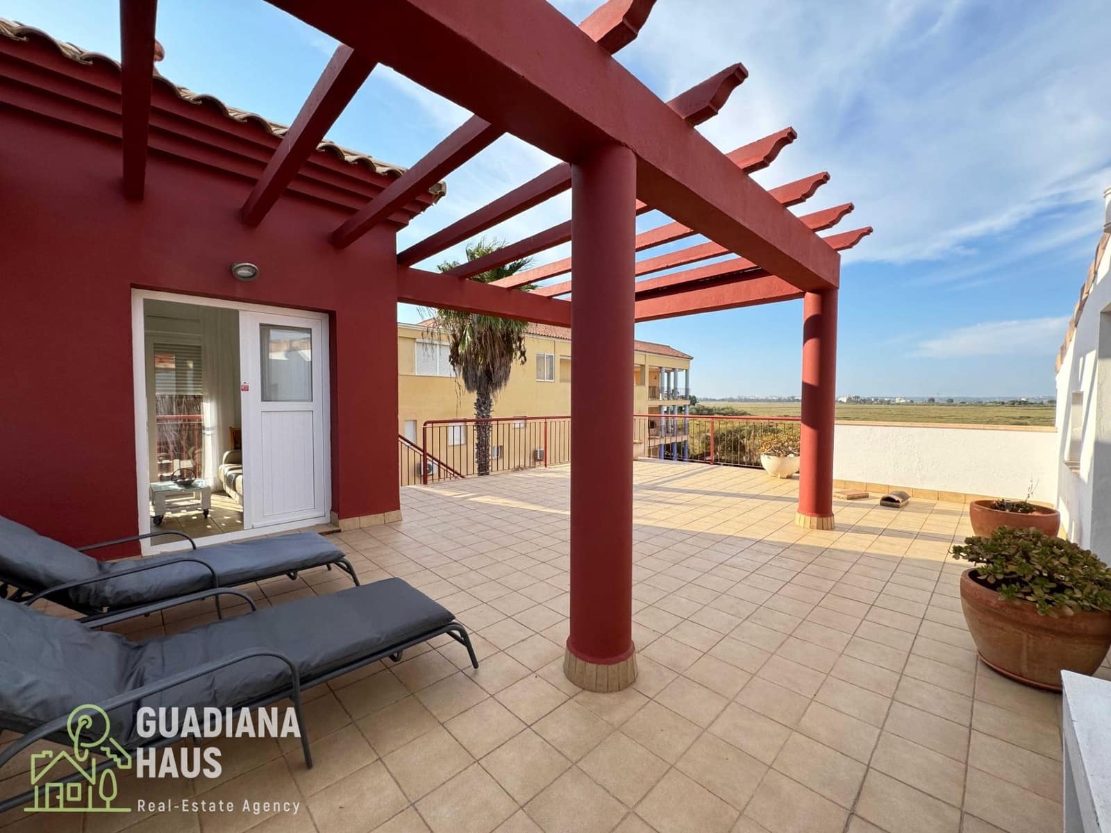 5 sypialnia Apartament na sprzedaż w Isla Canela - 297 000 € (Ref: 10078550)