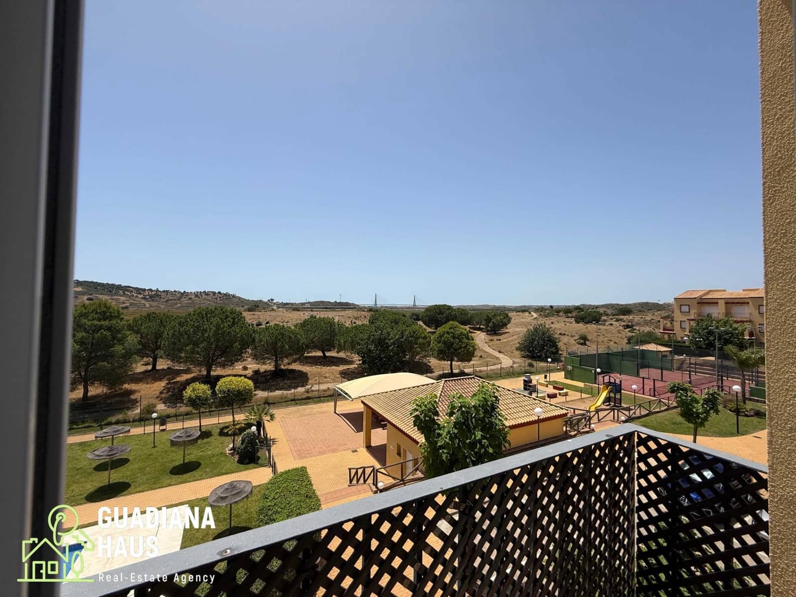 Apartamento de 2 habitaciones en Ayamonte en venta con piscina - 168.500 € (Ref: 10078551)