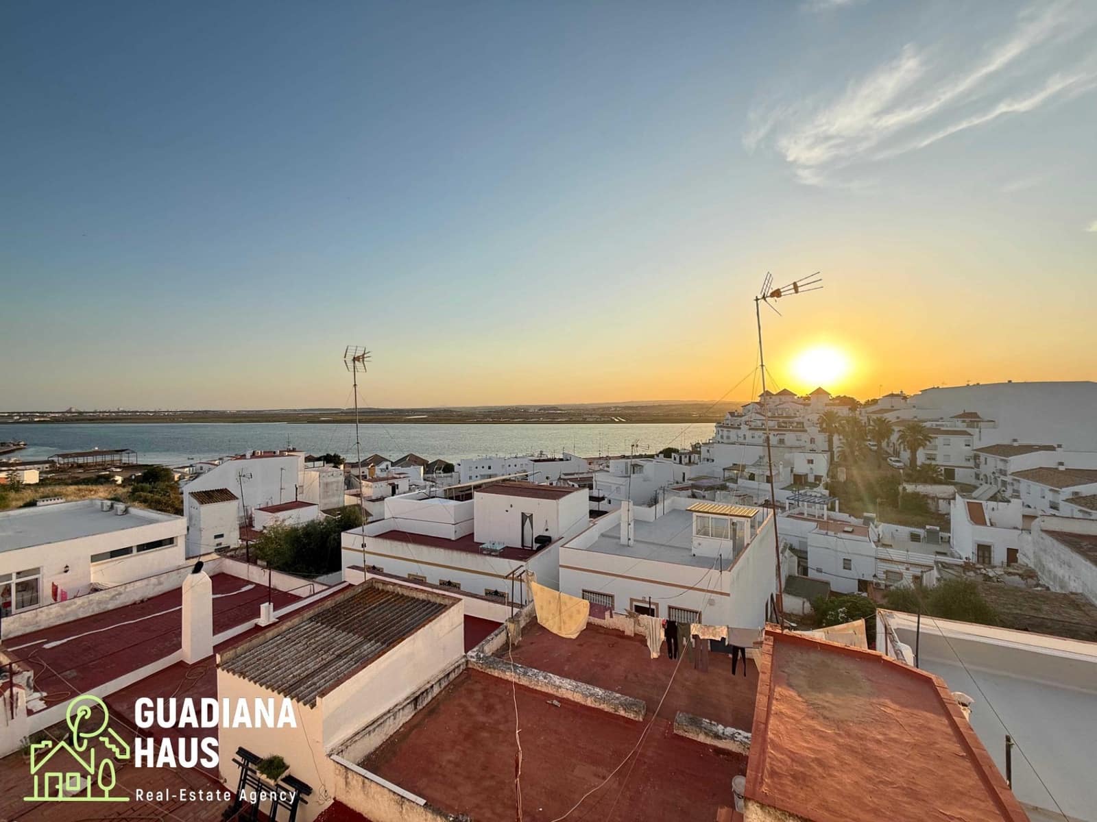 3 bedroom Terraced Villa for sale in Ayamonte - € 264,000 (Ref: 10078554)
